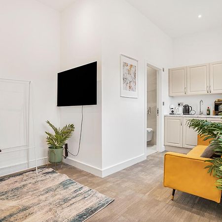 Modern & Stylish Apartments Didcot With Free Wifi Exterior photo
